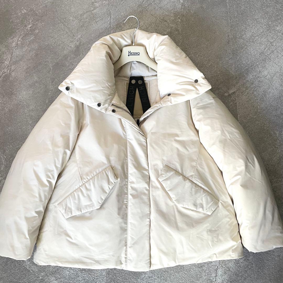 美品★ウールリッチ　ラグジュアリー　コクーン　ダウンジャケット　アイボリー系　S