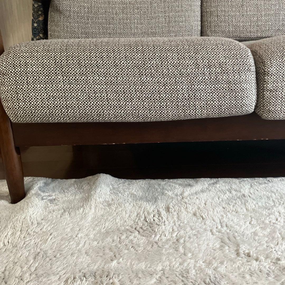 ニトリ、3人掛け布張りソファ