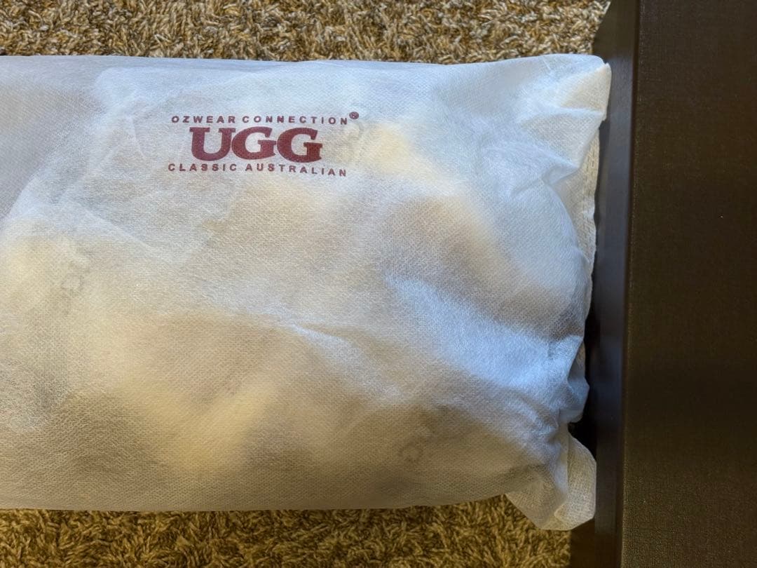 UGG スウェード・ムートン　スリッパ