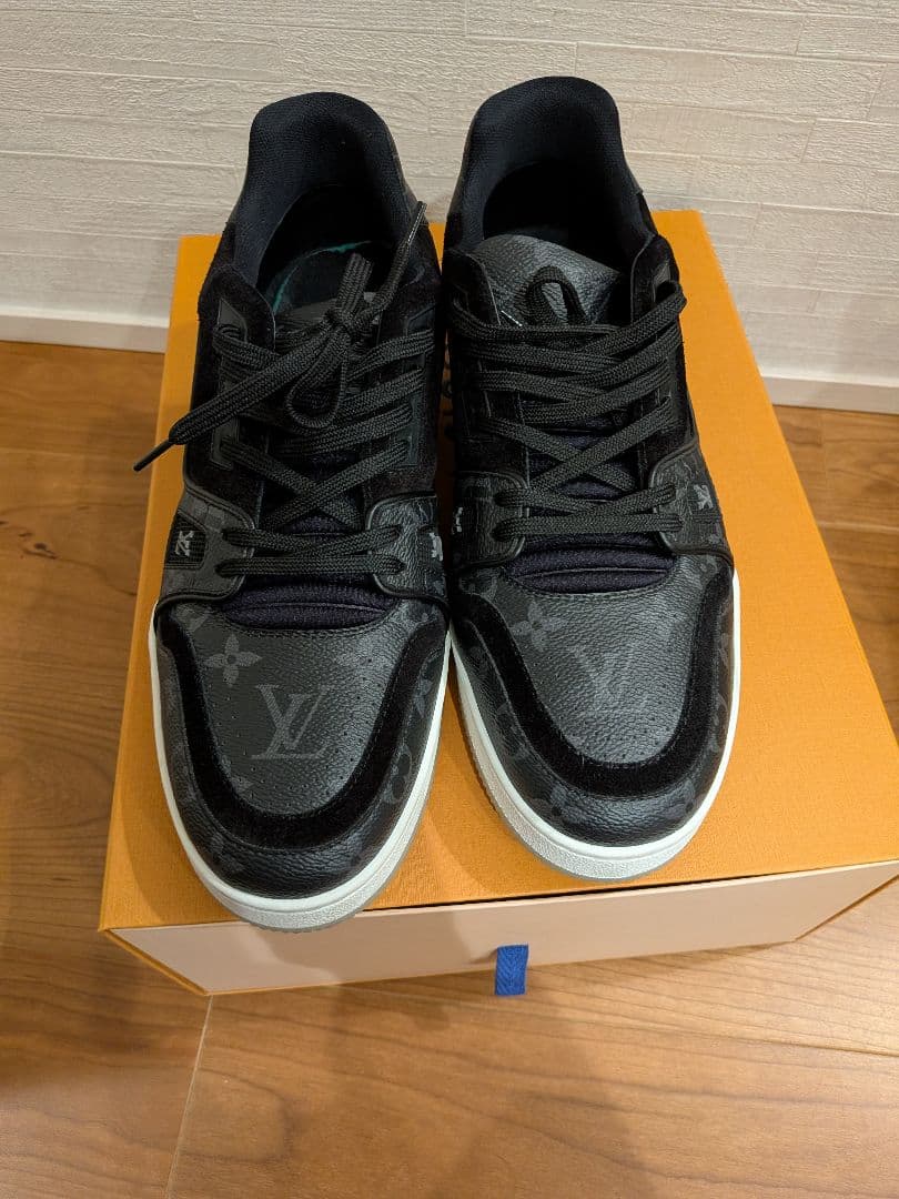 Louis Vuitton ブラックスニーカー