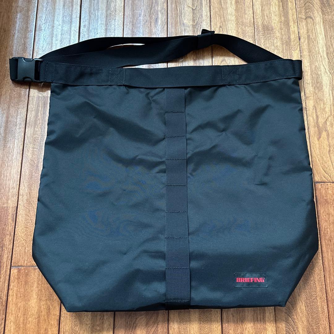 BRIEFING ジャンパーM