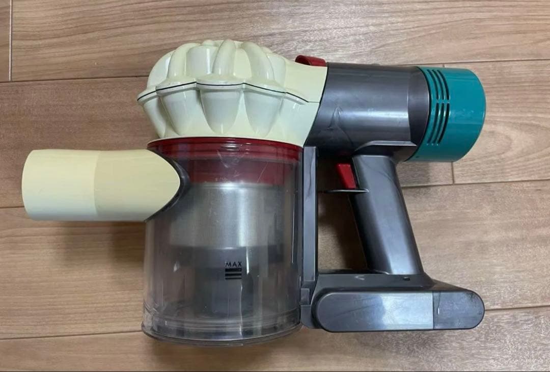 ダイソン コードレスクリーナー　HH11