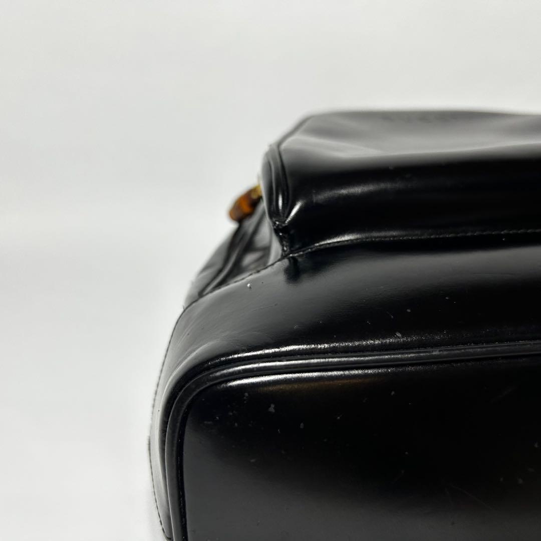 【良品】 GUCCI バンブー エナメル ボディーバッグ ロゴ型押し 黒 OLD
