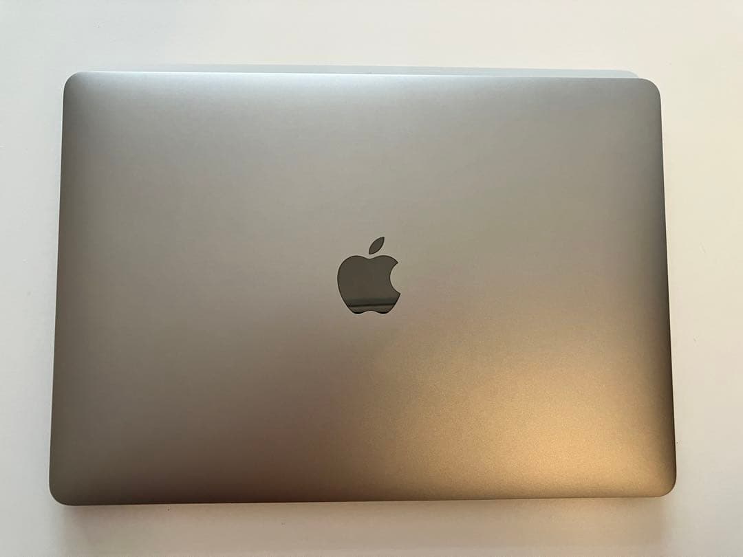 スマホ・タブレット・パソコン MacBook Air (Retina, 13-inch, 2020)