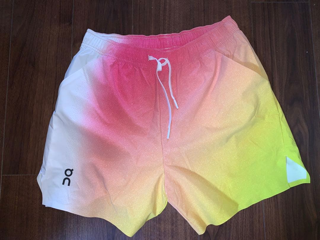 h*1様 On Tennis Men's Court Shorts【海外サイズ：