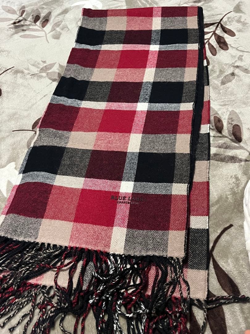 ブルーレーベルクレストブリッジショール（マフラー）