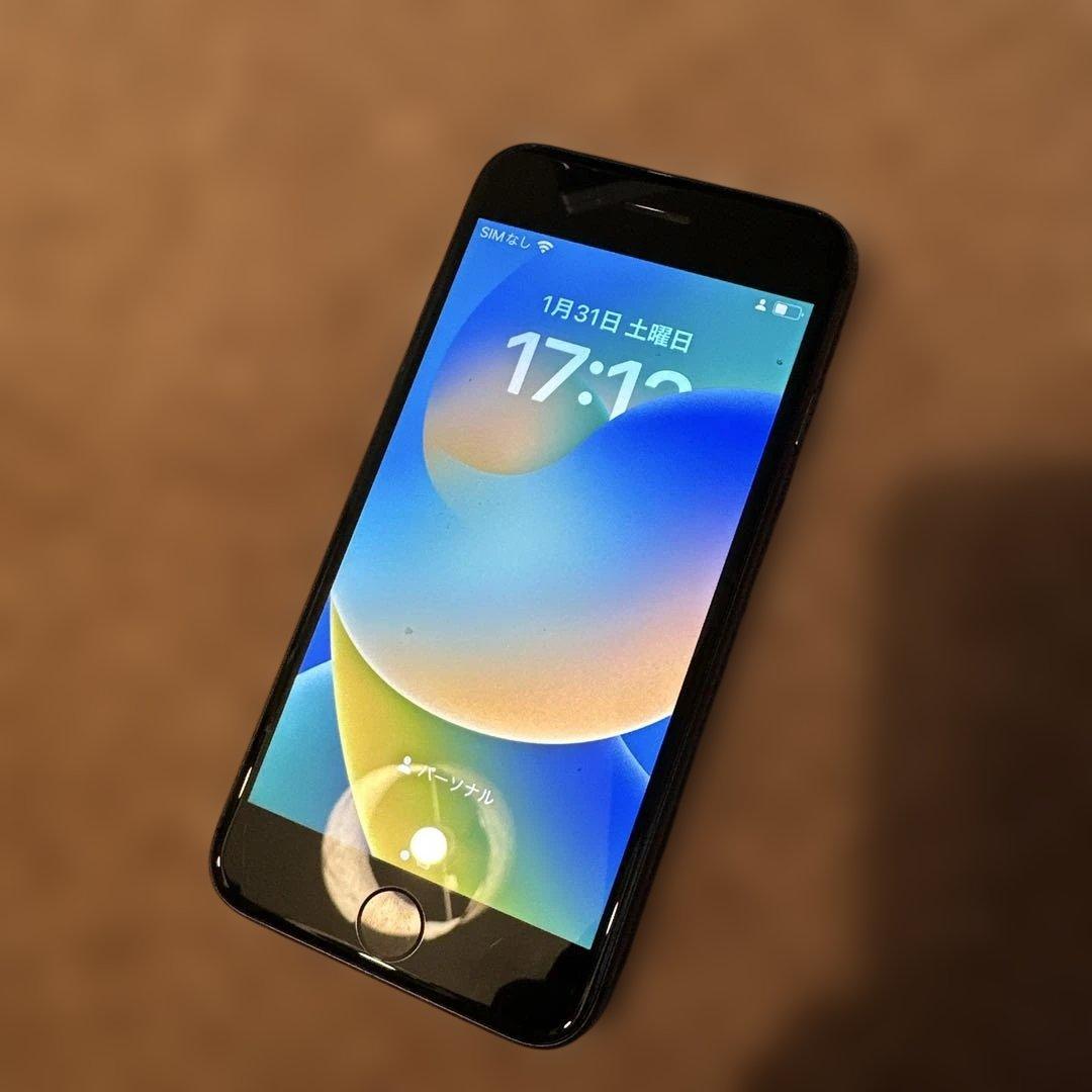 お*り様 iPhone 8 64GB ブラック SIMフリー バッテリー85％