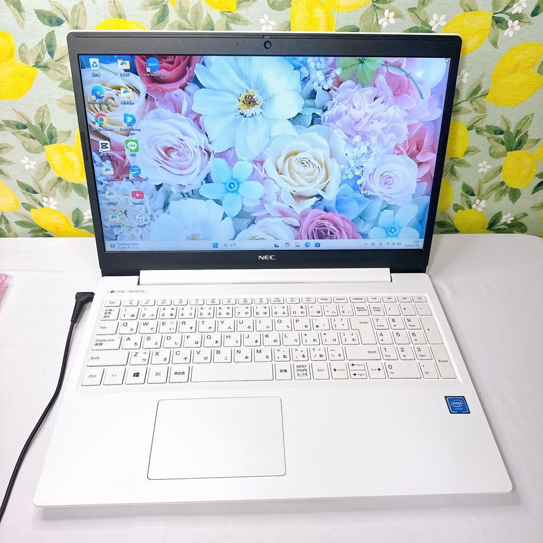 大容量1000GB！写真や動画たっぷり保存可能！Windows11！すぐ使える！