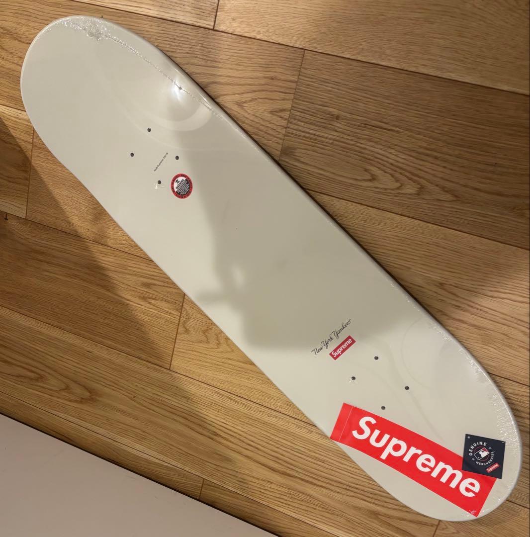 SUPREME×NewYorkYankeesSkateboard DeckBro