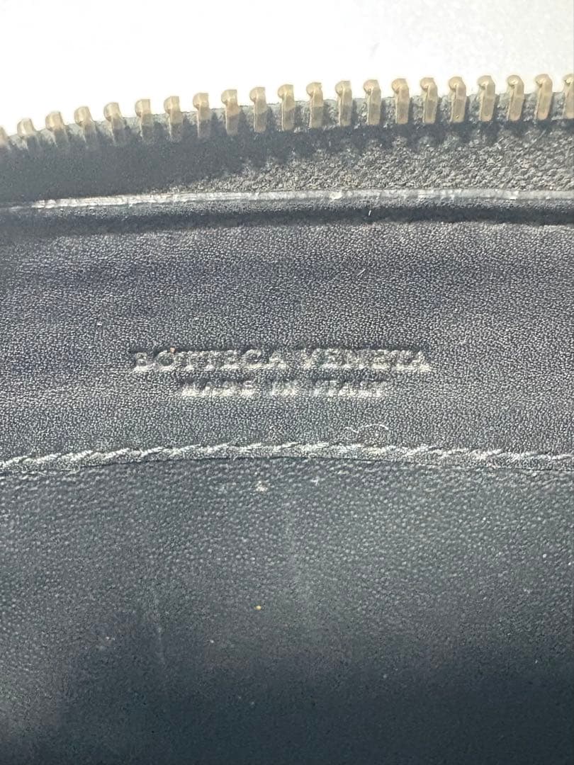 ボッテガヴェネタ イントレチャート ラウンドファスナー 長財布 ブラック