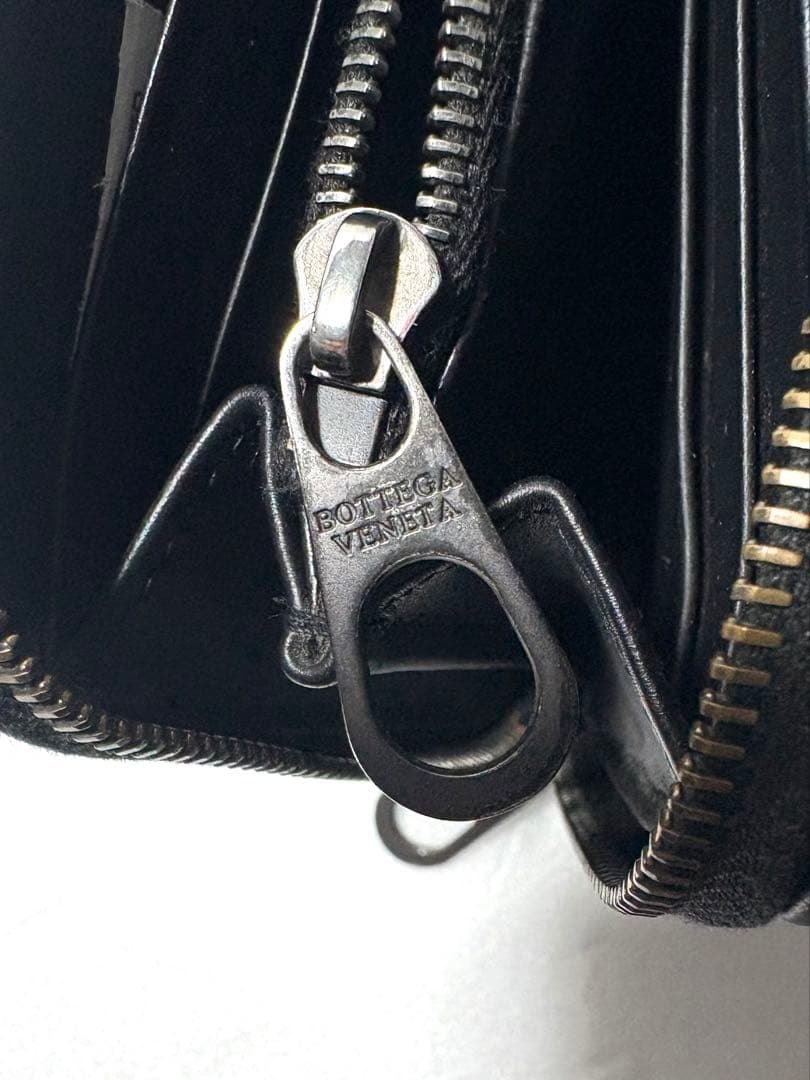 ボッテガヴェネタ イントレチャート ラウンドファスナー 長財布 ブラック