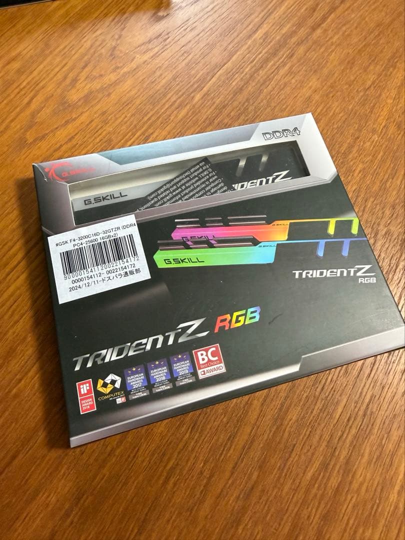 【G.skill】 F4-3200C16D-32GTZR 16GB×2