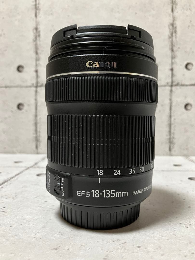 Canon EF-S 18-135mm 3.5-5.6 IS STM キヤノン
