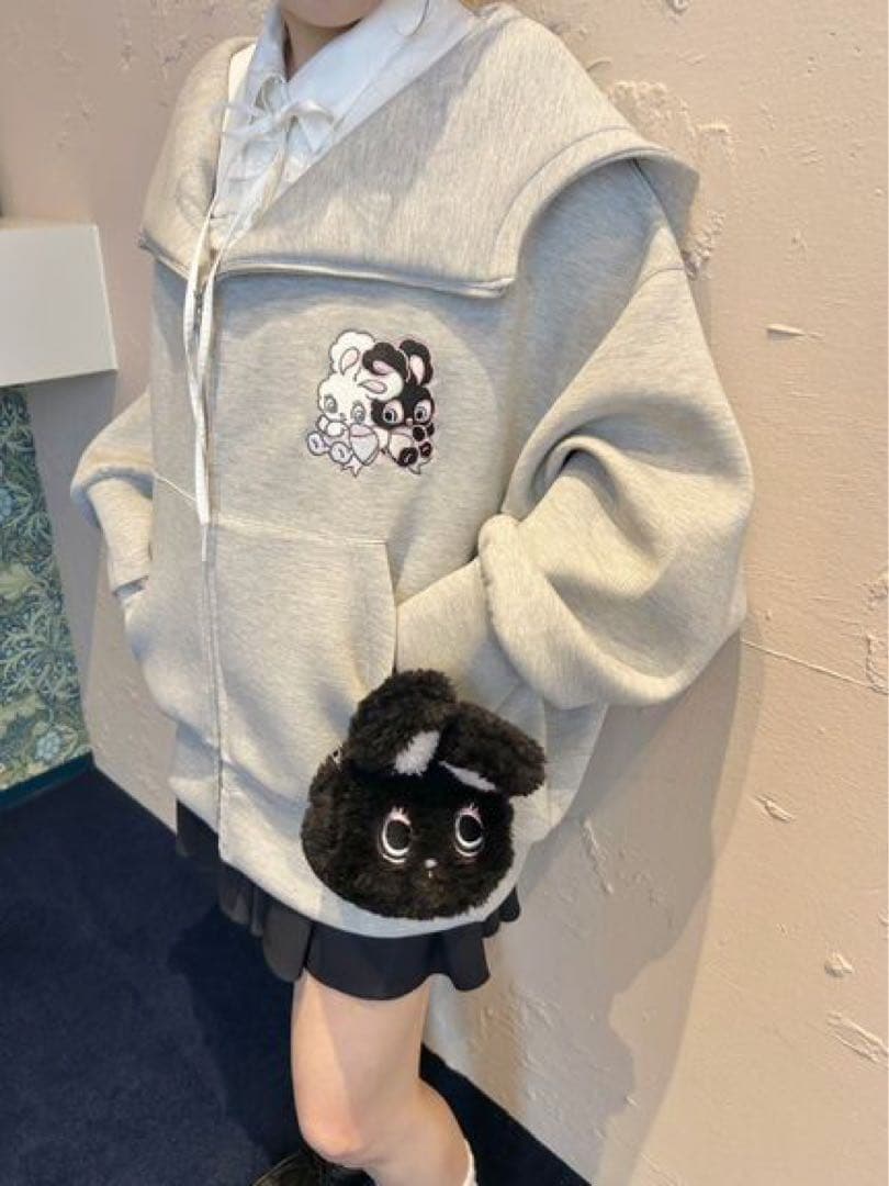 SNIDEL×foxy illustrationsボリュームパーカー