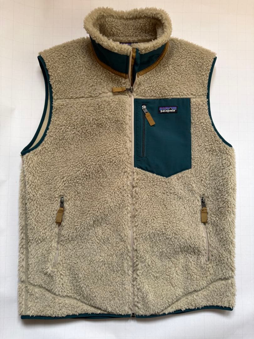 patagonia フリースベスト L ベージュ/グリーン