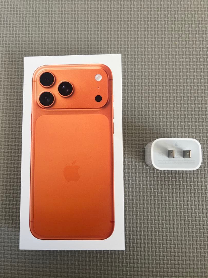 新品未開封 iPhone 17ProMax 256GB コズミックオレンジ