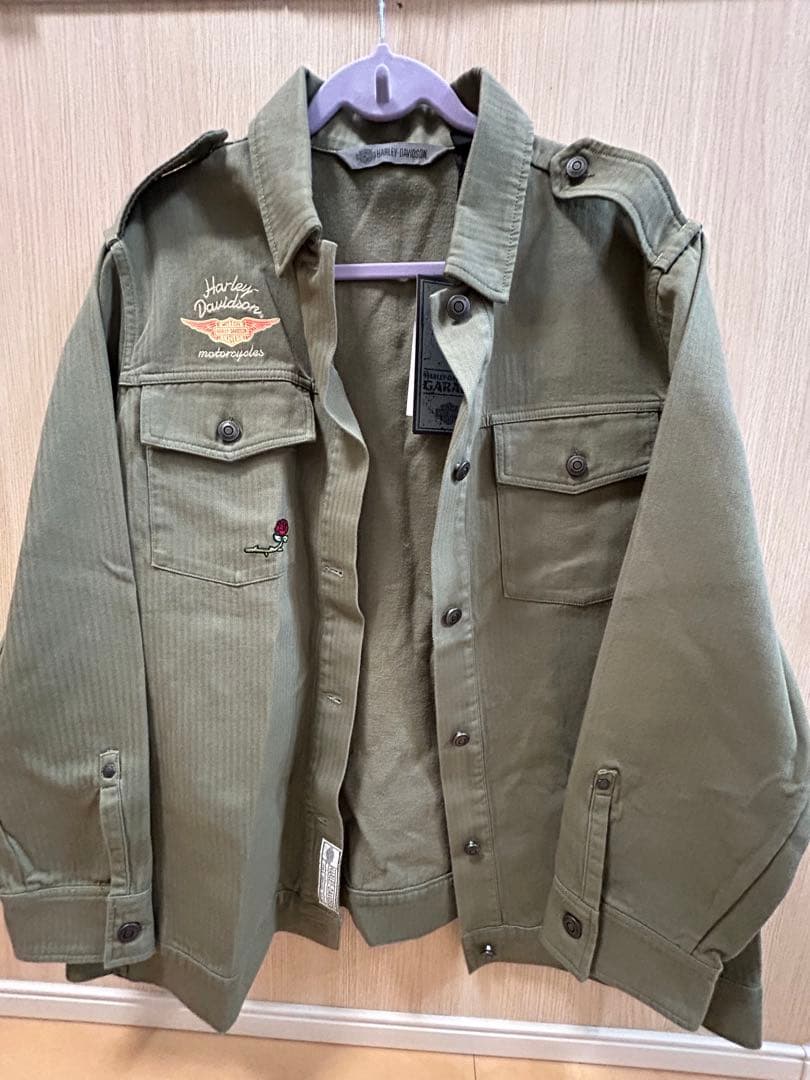 ハーレーダビッドソンの刺繍入りミリタリージャケット