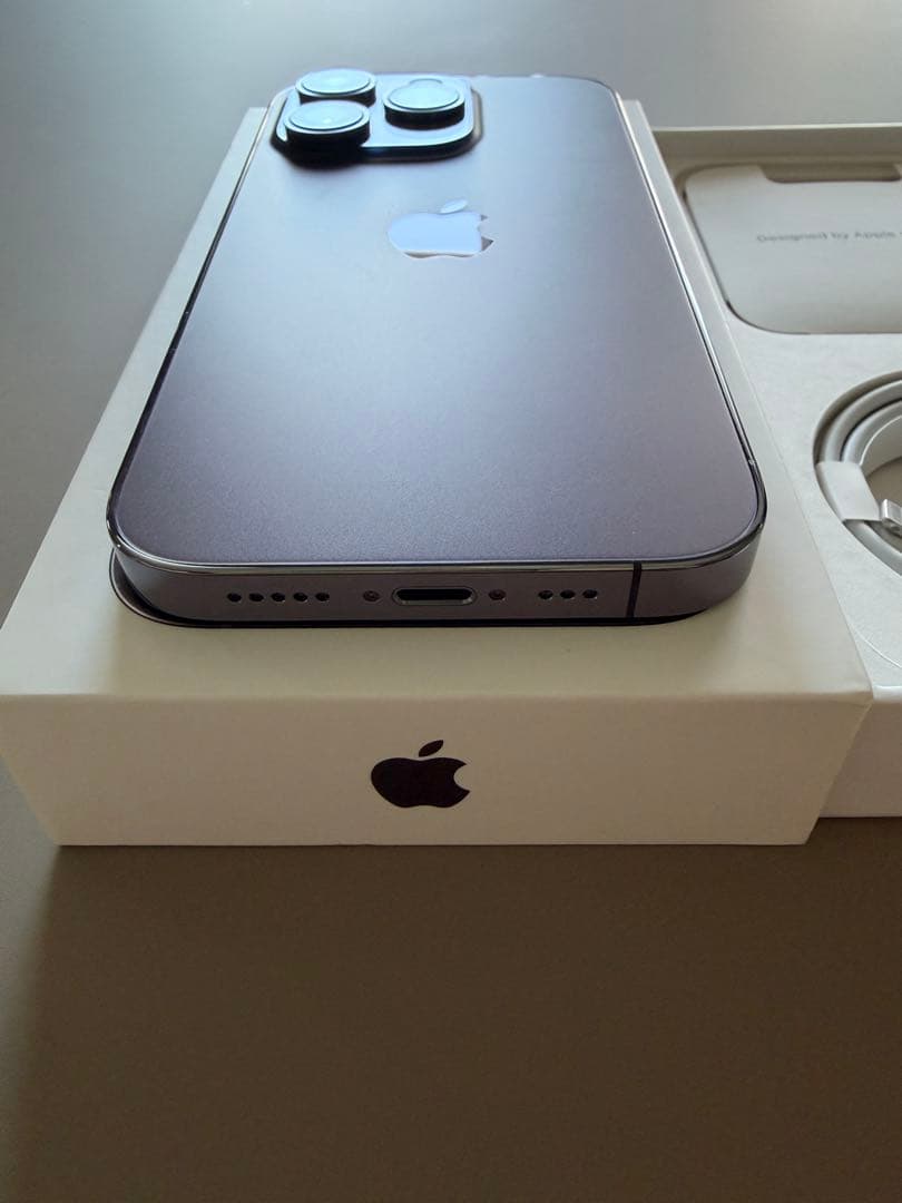 極美品 iPhone 14 Pro 256GB ダークパープル（付属品未使用）