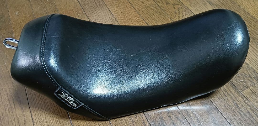 ハーレー　Le Pera　ラペラ　シングル　シート　fxdl　lf-001