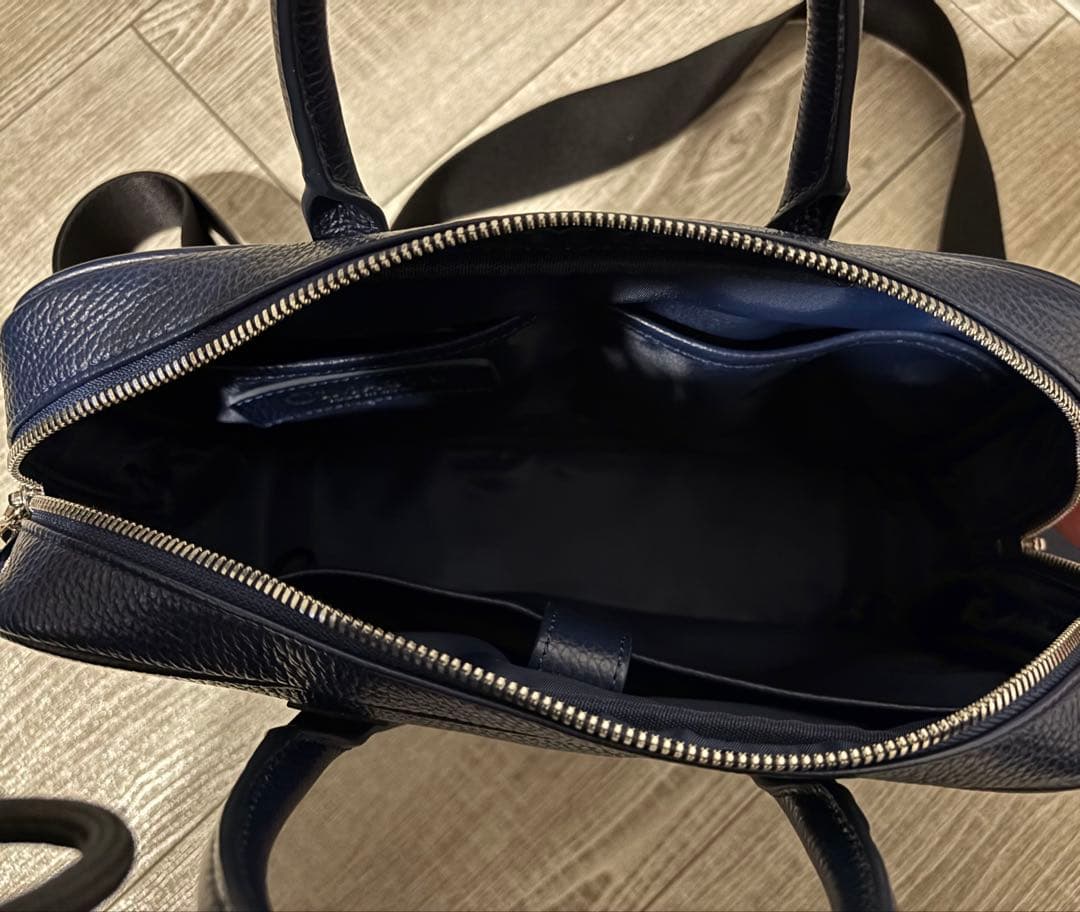 チマブエCIMABUE　エメリーⅡ ミニマルショルダーバッグ