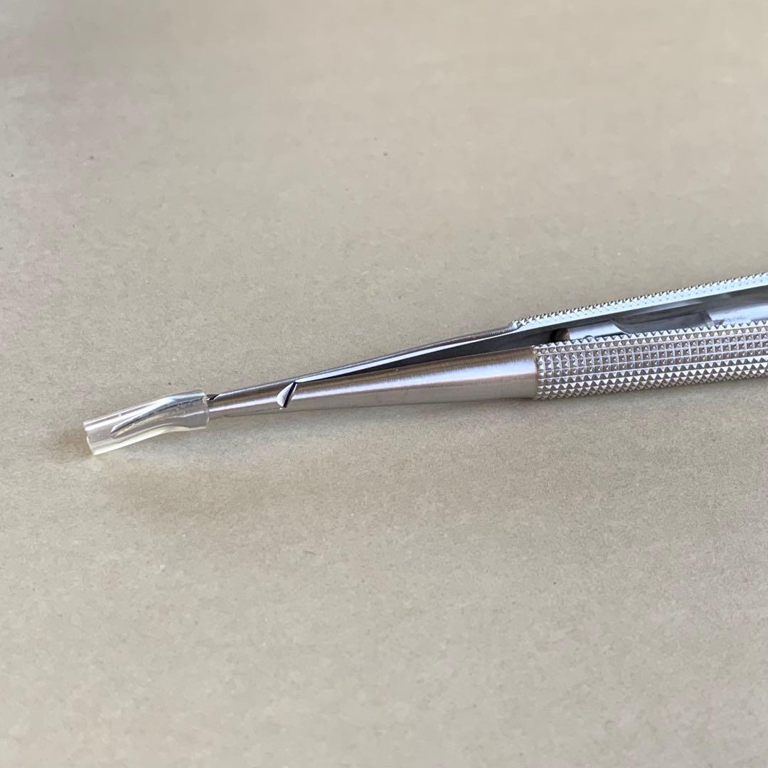 持針器　ピンセット　鋼製小物