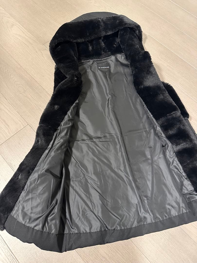 エムプルミエエコムートンダウンベスト 黒