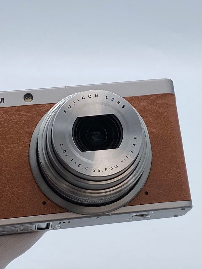 【返品保証・動作確認済】FUJIFILM XF1
