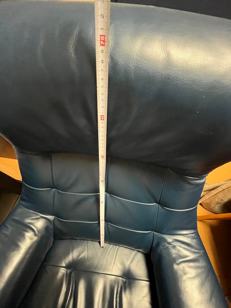 カリモク　リクライニングチェアー　合成皮革 ネイビー　1人用