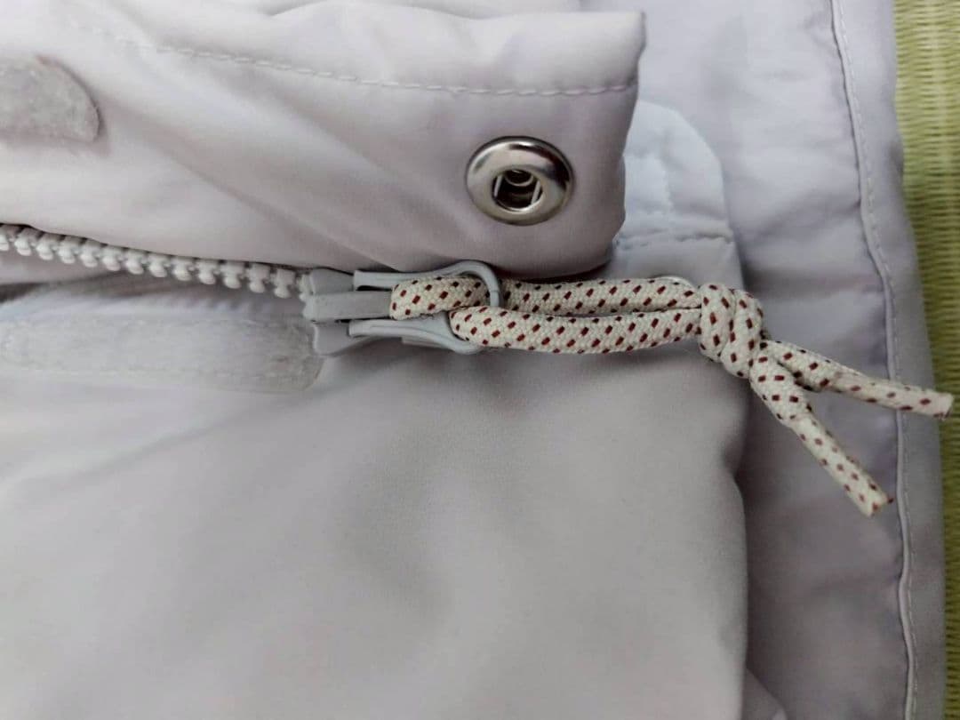 ノースフェイス　ダウン　ライトグレー　グレー　レディース　Sサイズ　アウター