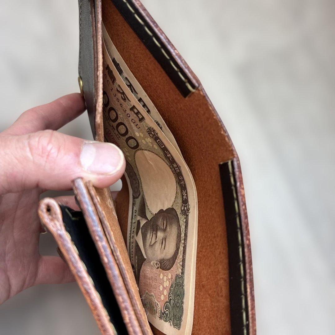 【茶芯ブラック】トラッカーウォレット　ミドル　真鍮　お札を折らずに収納　タイプA