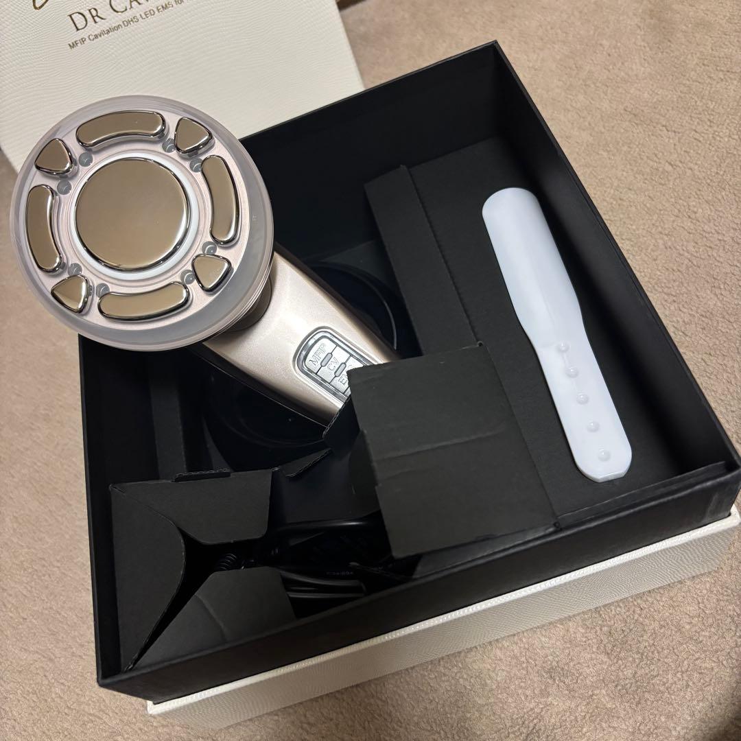 ドクターキャビエット the Zeus_ ダイエット 瘦身 美容　EMS