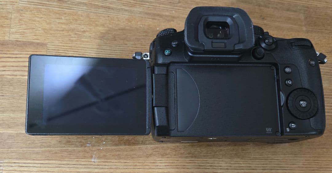 Z*e様 Panasonic LUMIX GH5 II DC-GH5M2 本体