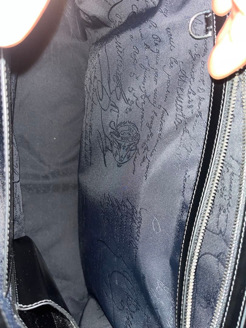 ベルルッティ　トゥジュール　トートバッグ　日本限定モデル　レザー　ブラック