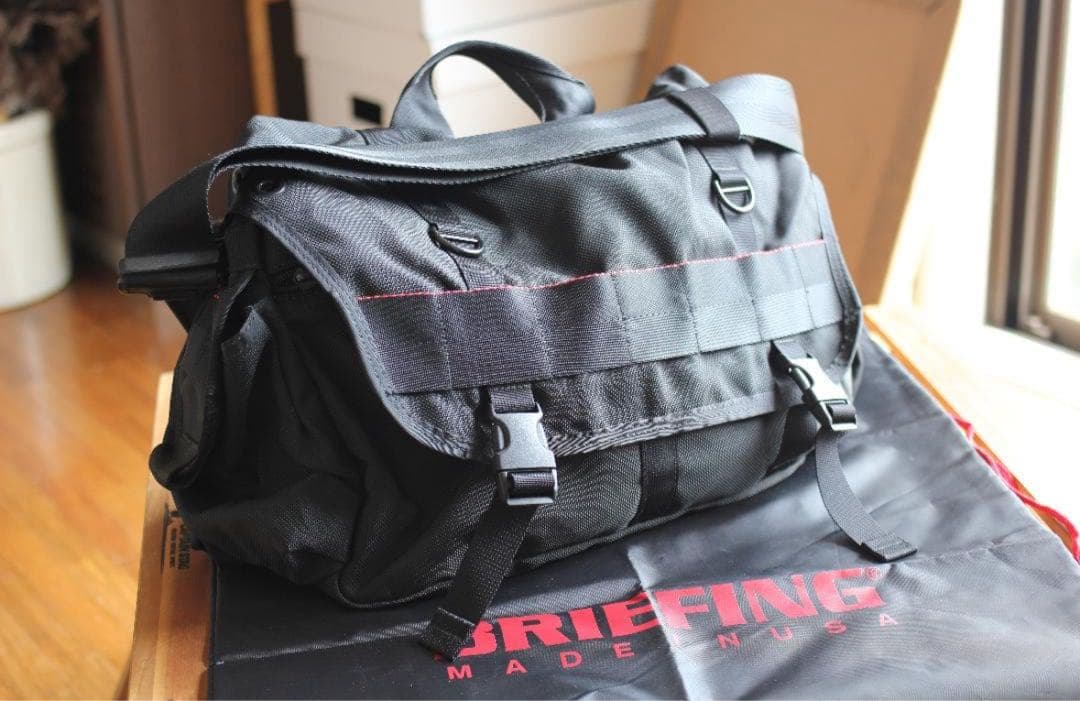 どすこい⭐︎　ブリーフィング LANCE2 2WAYショルダー