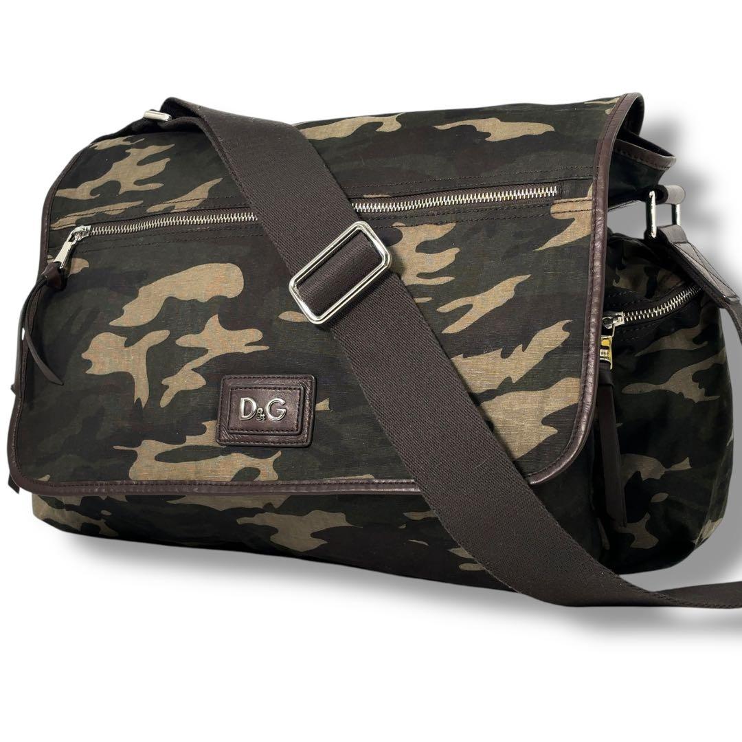 【極美品】ドルチェアンドガッパーナ　DG　メッセンジャー　迷彩　カモフラ　ロゴ