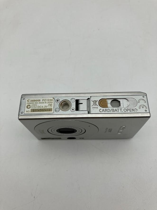 Canon IXY Digital10 デジタルカメラ　７．１メガピクセル