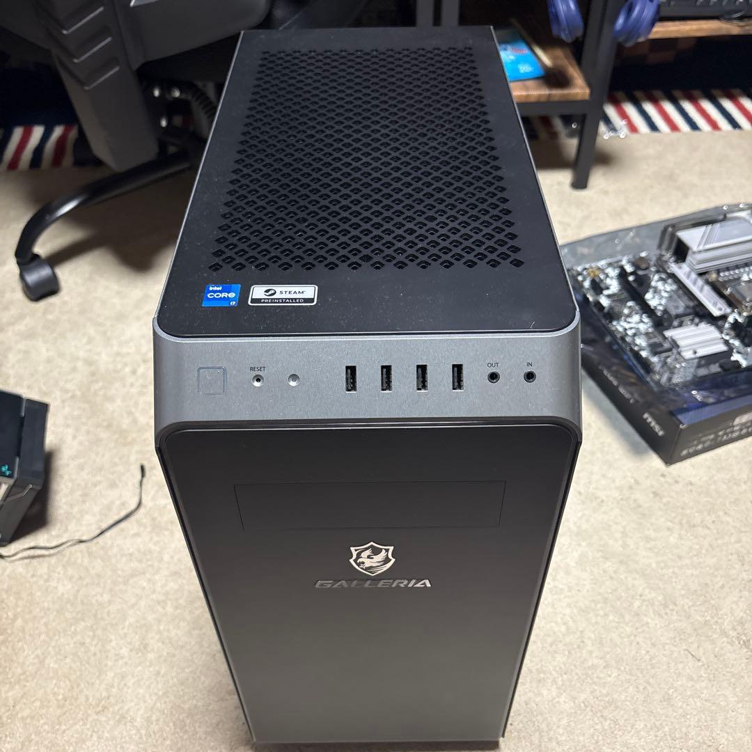 ASROCK B760マザーボード Intel i7-13700F搭載