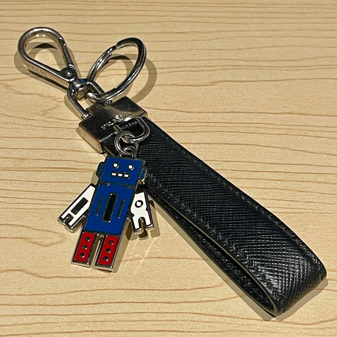 プラダ サフィアーノ ロボット チャーム キーリング キーホルダー PRADA