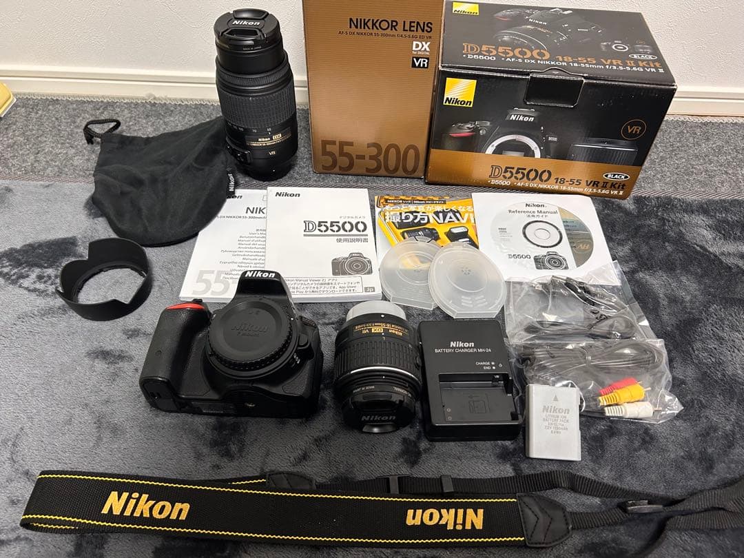 Nikon D5500 デジタル一眼レフ ダブルズームキット
