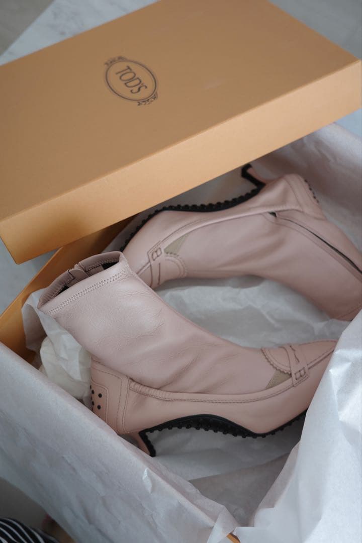 新品未使用☆ TOD’S × アレッサンドロデラクア ブーツ