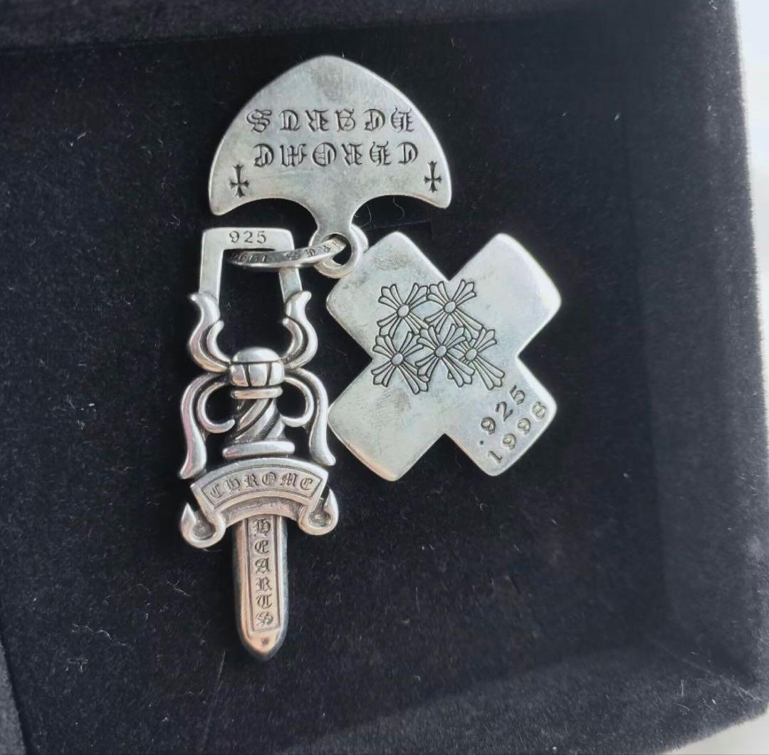 クロムハーツ スリー ペンダント シルバー 925 チャーム ダガー クロス