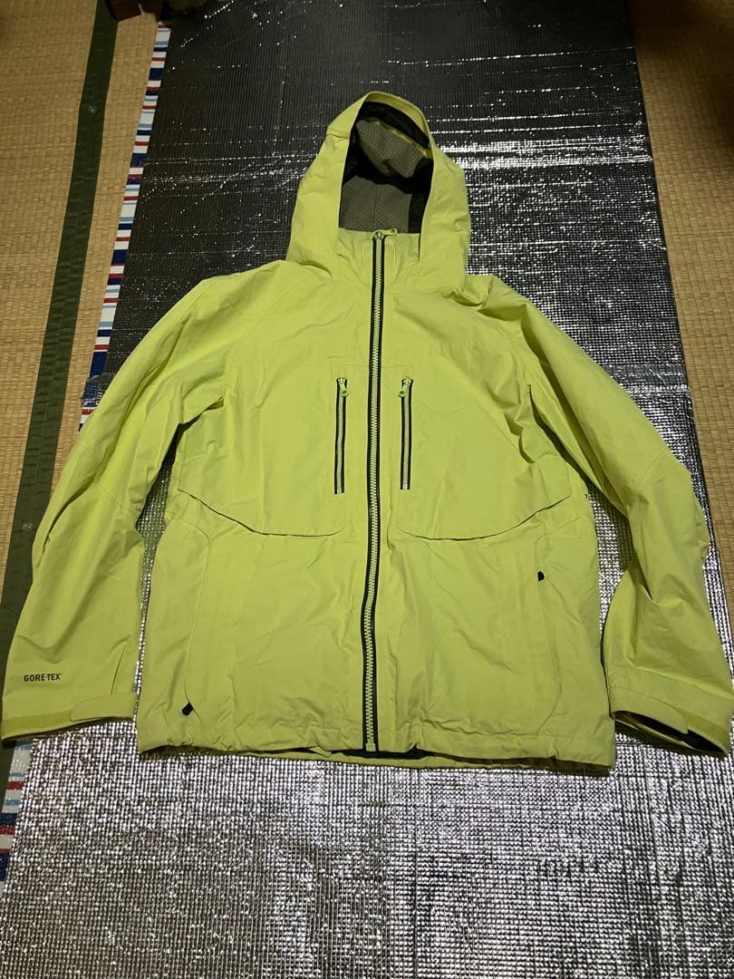 バートンAK 上下セット　USはLサイズ JPはXLサイズ