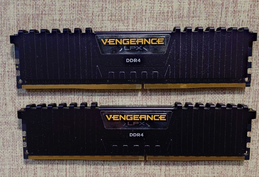 CORSAIR DDR4-3200 32GB [16GB×2]