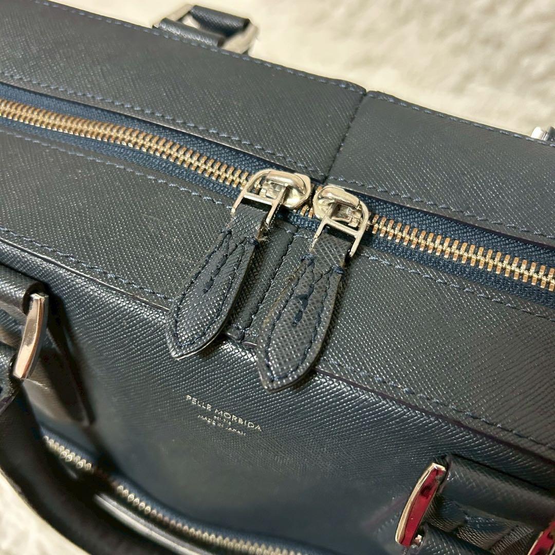 ペッレモルビダ キャピターノ ブリーフケース　ビジネスバッグ
