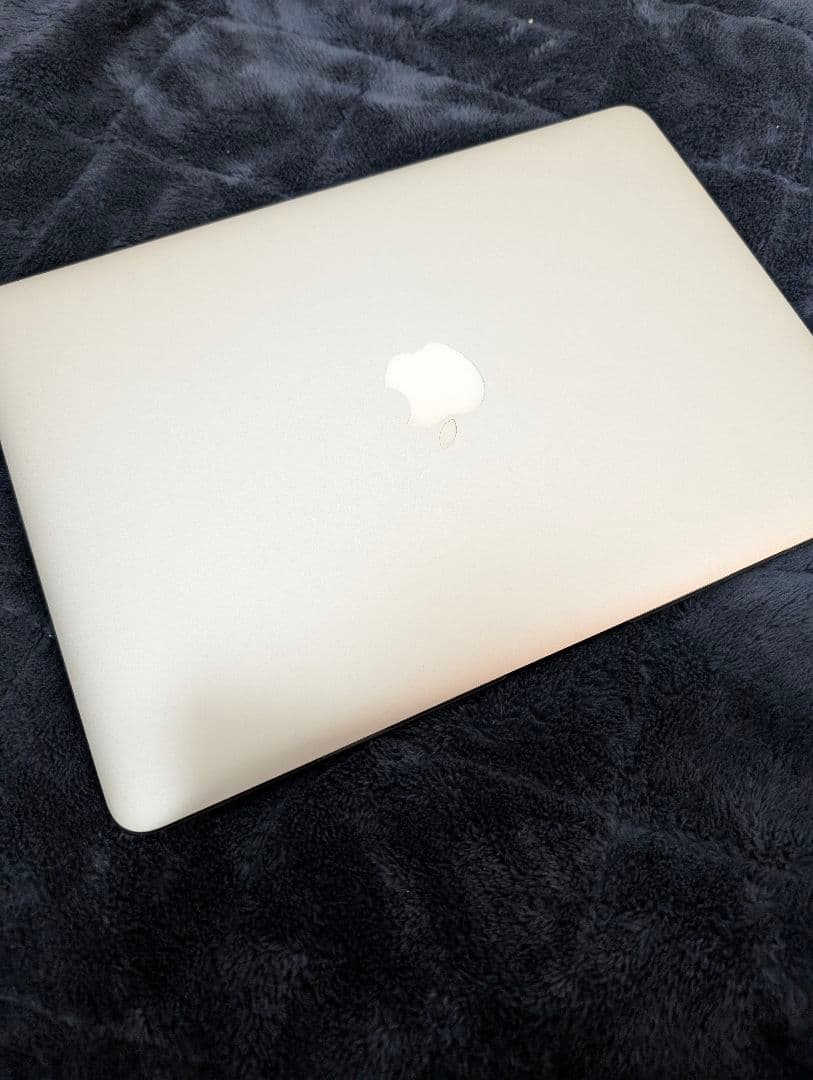 美品MacBook Air/Office。