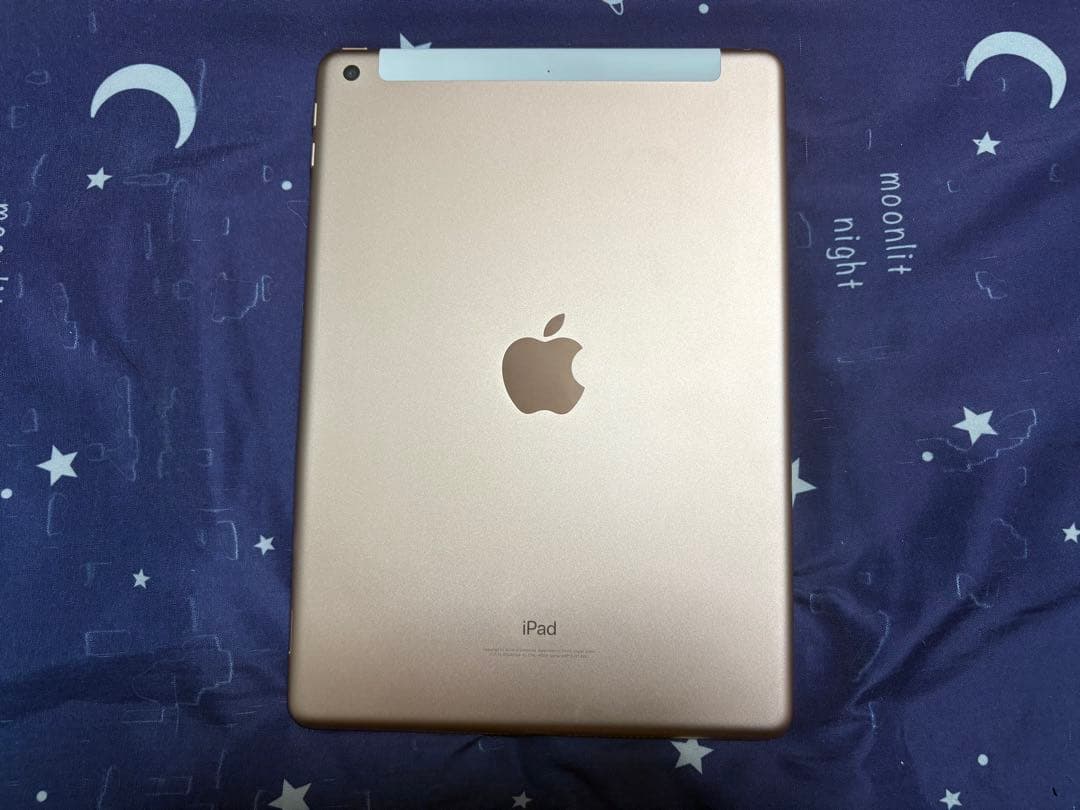 IPad 本体　第6世代　32GB ゴールド