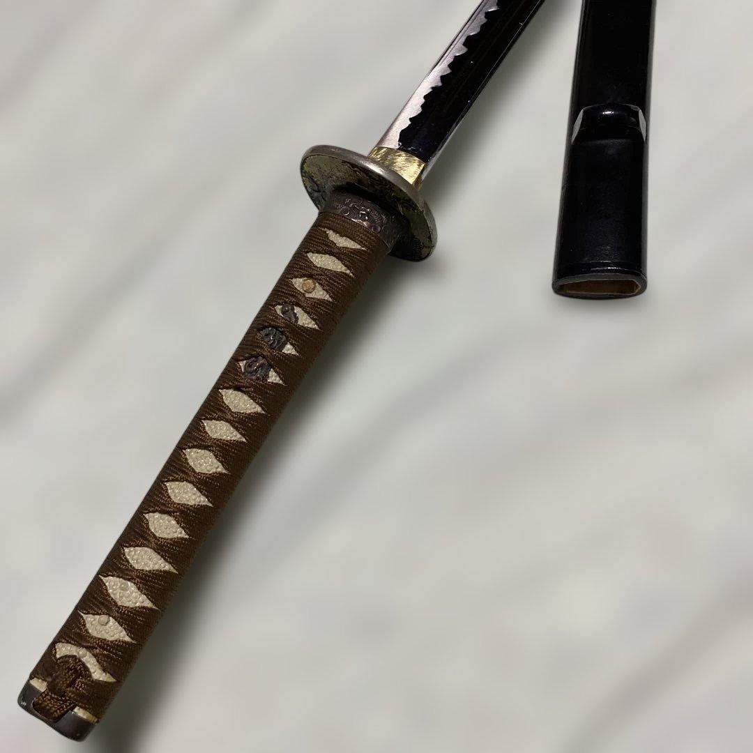 模造刀(居合刀)下緒無し 茶柄 鶴と波絵角丸鍔