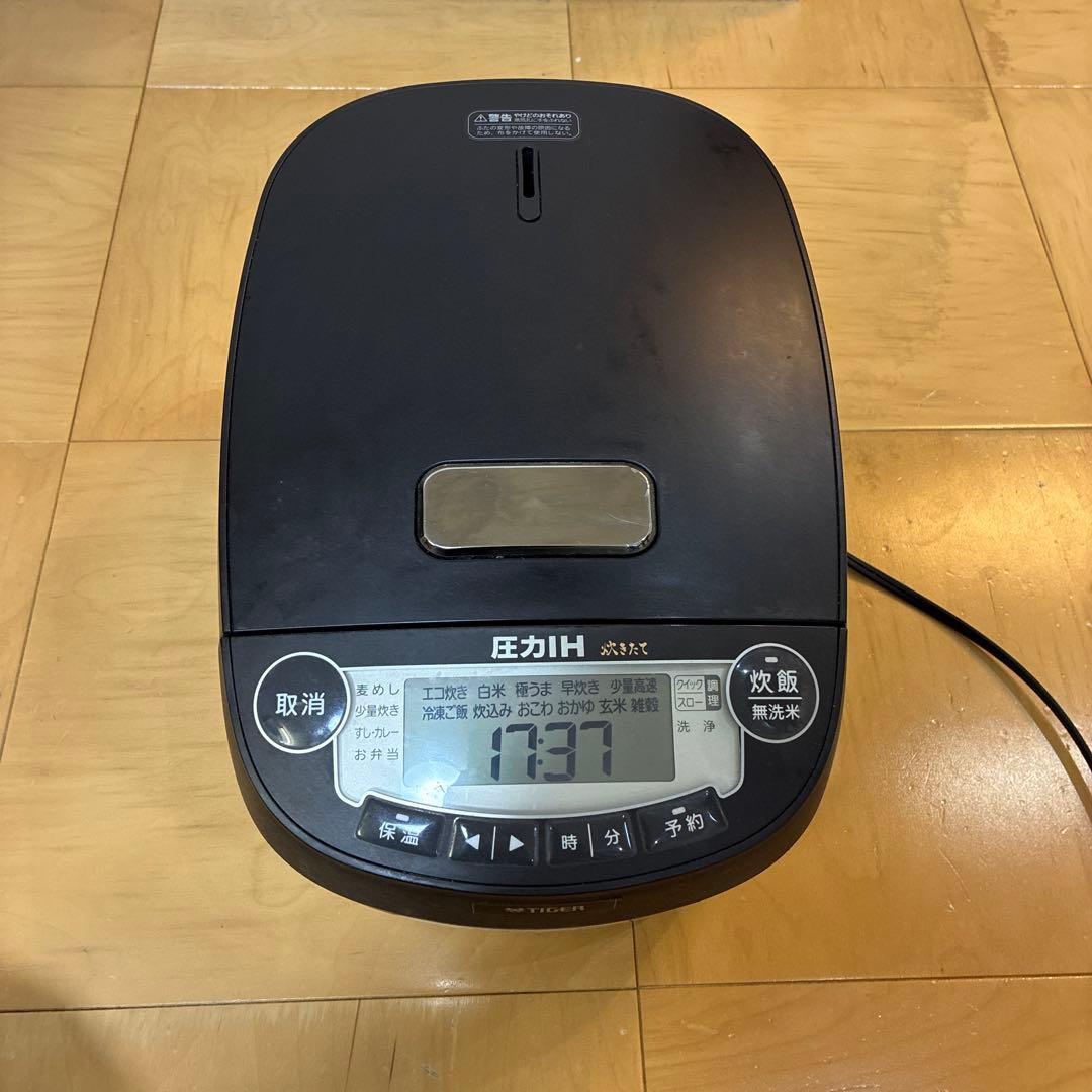 TIGER ダイガー　圧力　 炊飯器　JPV-A100