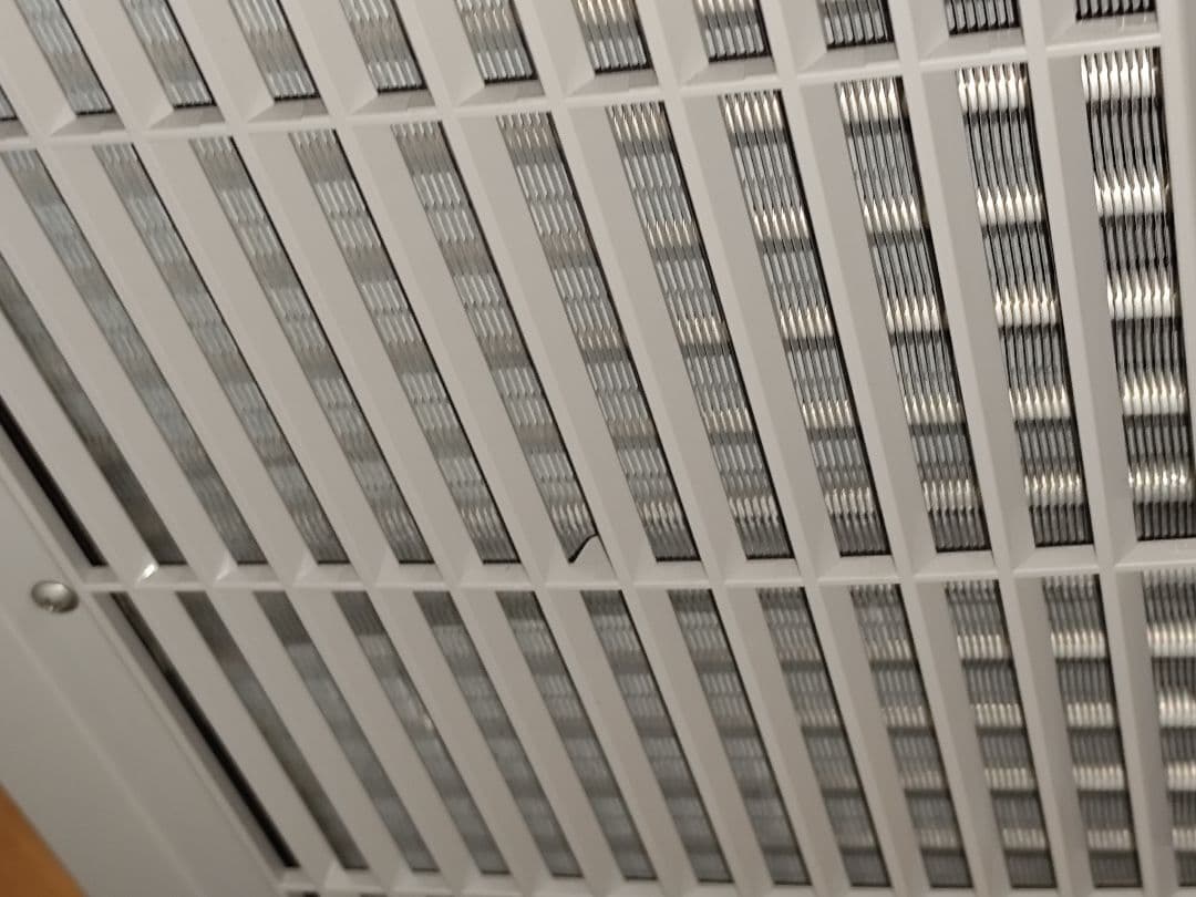 M*n様 コロナ ウインドエアコン CWH-A1812 冷暖房兼用 窓用エアコン