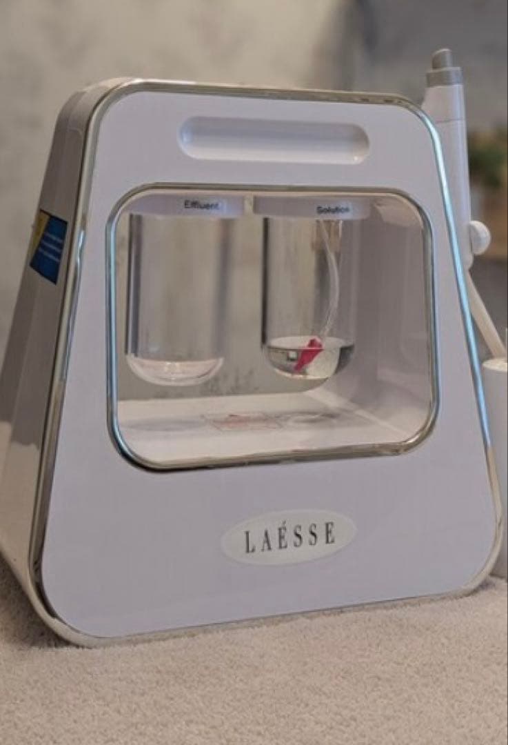 laesse 毛穴洗浄機